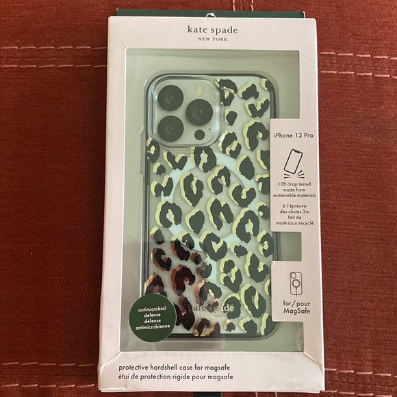 ๐๐ฅ KATE SPADE โ ๏ธ: NIB IPhone 13 Pro Hardshell Phone Case - Picture 2 of 4